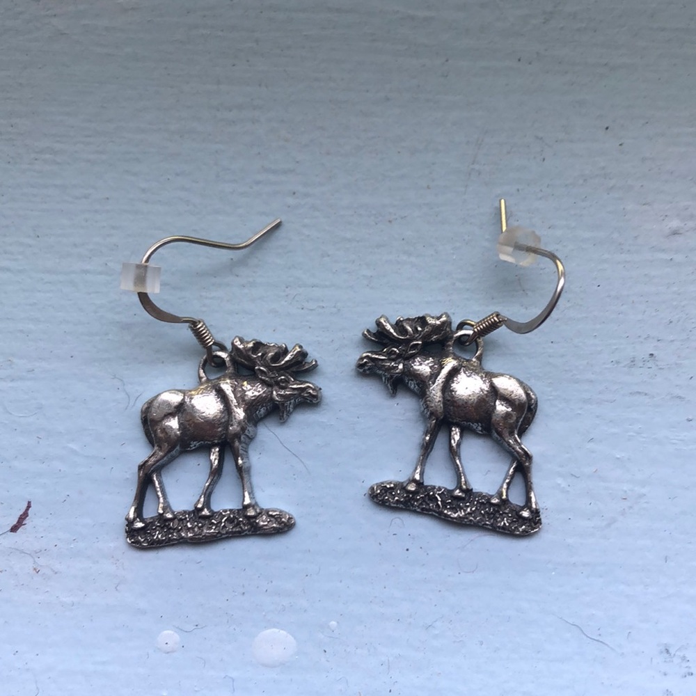 Danforth pewter moose earrings - Picture 1 of 2
